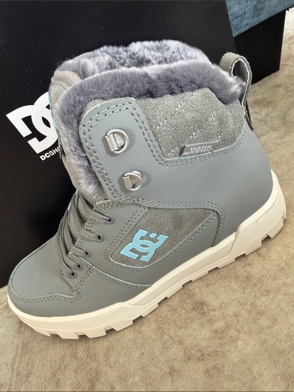 DC Manteca 4 Grey Lace-Up Fur Cuff Boots with Light Blue Logo
